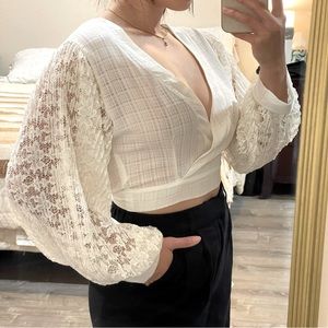 Long puffy sleeve top